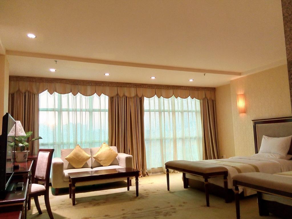 Guangzhou Li Gang Hotel Oda fotoğraf