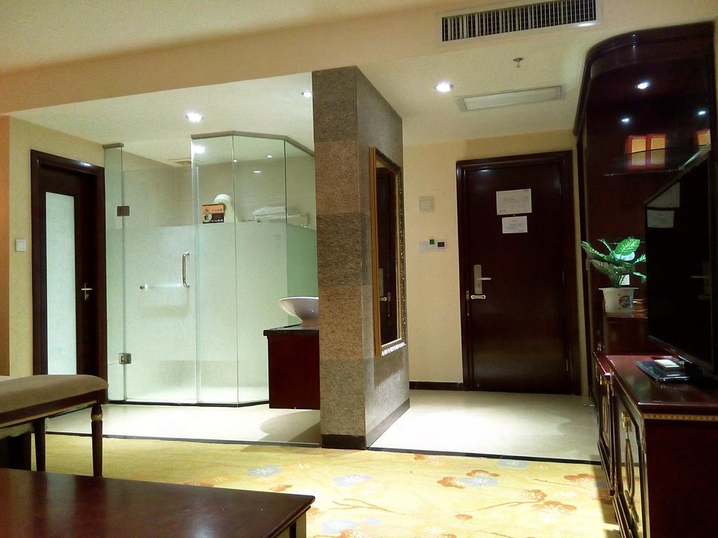 Guangzhou Li Gang Hotel Oda fotoğraf