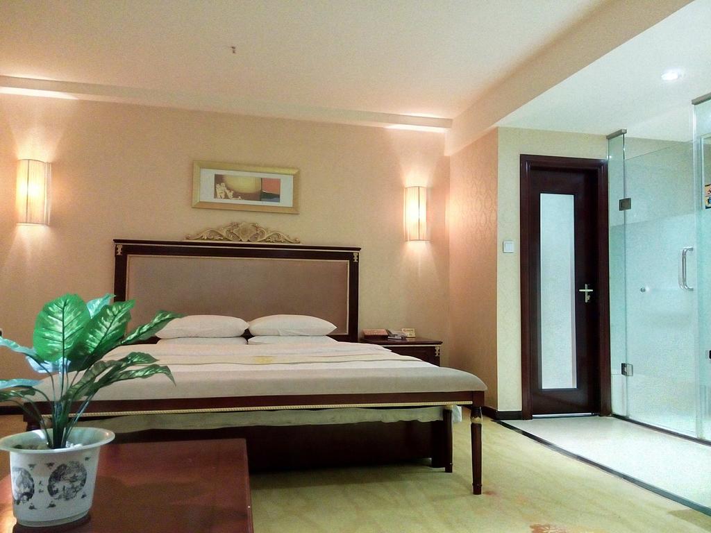 Guangzhou Li Gang Hotel Oda fotoğraf