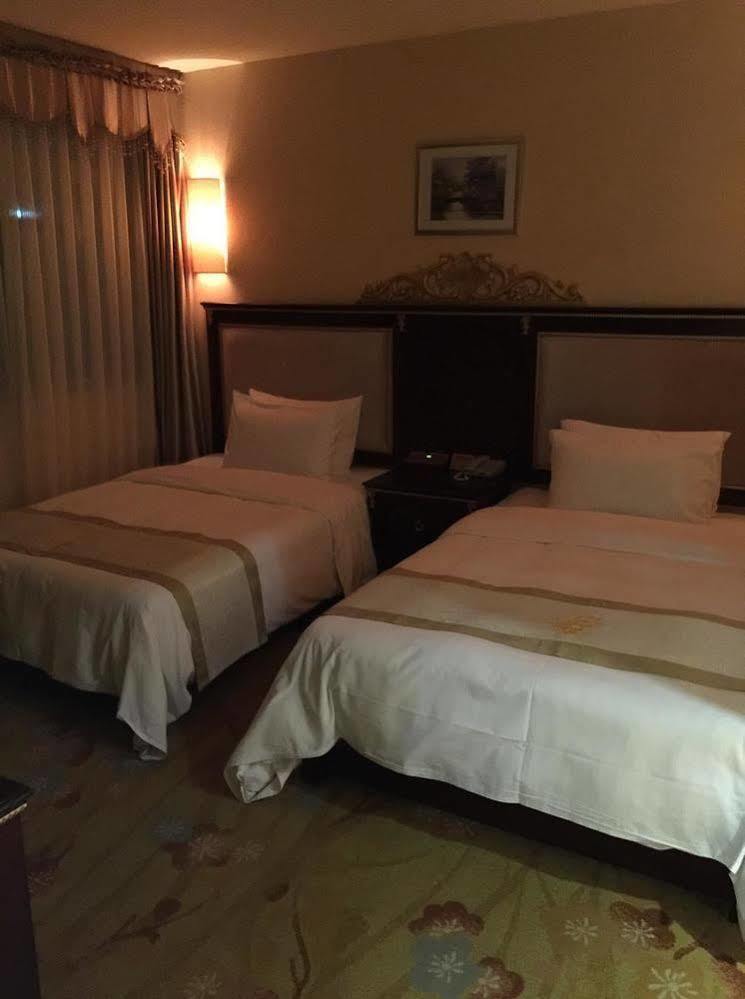 Guangzhou Li Gang Hotel Dış mekan fotoğraf